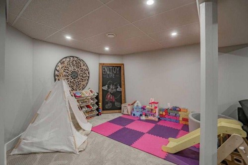 12809 92 Street, Peace River, AB - Indoor