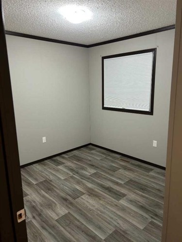 19 4 Street West, Faust, AB - Indoor Photo Showing Other Room