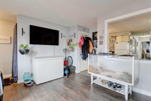 9809 98 Avenue, Sexsmith, AB - Indoor