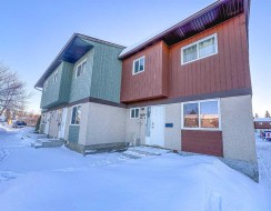 7812 Cedarwood Park  Grande Prairie, AB T8V 4R8