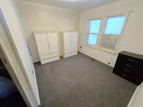 5208 55 Avenue, Grimshaw, AB - Indoor Photo Showing Other Room