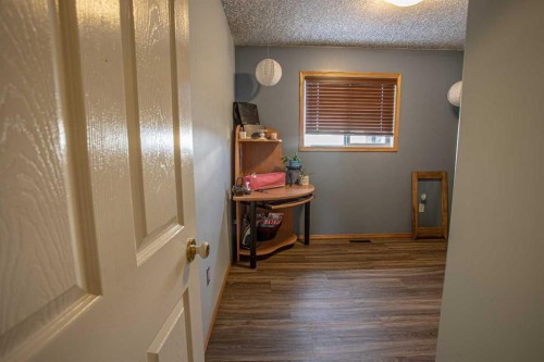 2 Bjornson Avenue, High Level, AB - Indoor Photo Showing Other Room