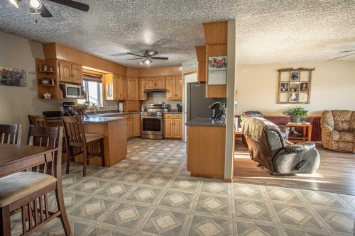 2 Bjornson Avenue, High Level, AB - Indoor