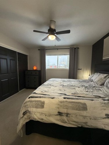 5801 49Th Street, High Prairie, AB - Indoor Photo Showing Bathroom