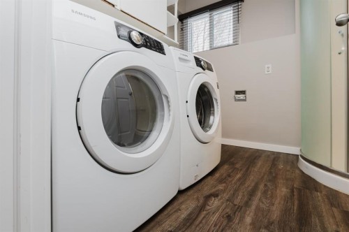 9713 75 Avenue, Grande Prairie, AB - Indoor Photo Showing Laundry Room