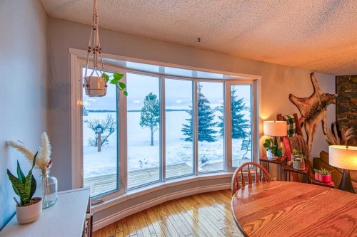 1122 6 Ave West, Beaverlodge, AB - Indoor Photo Showing Dining Room