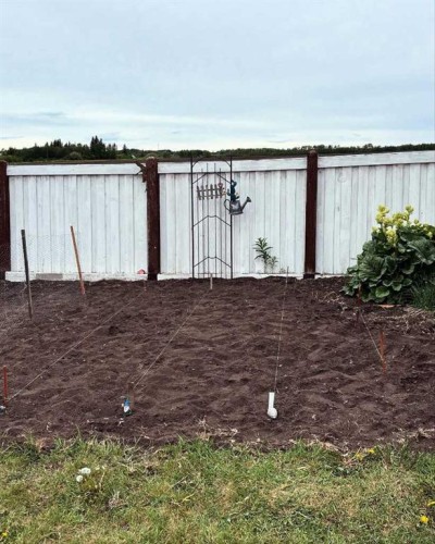 1122 6 Ave West, Beaverlodge, AB - Outdoor