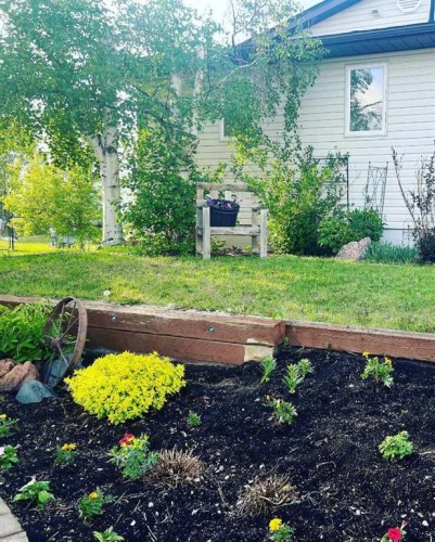 1122 6 Ave West, Beaverlodge, AB - Outdoor