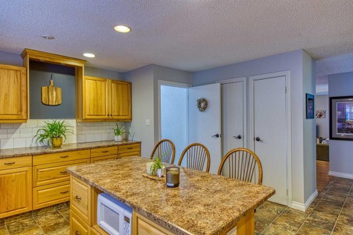 1122 6 Ave West, Beaverlodge, AB - Indoor Photo Showing Kitchen