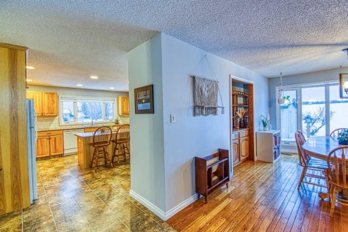 1122 6 Ave West, Beaverlodge, AB - Indoor Photo Showing Dining Room