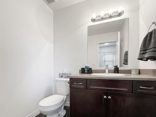 11218 Pinnacle Drive, Grande Prairie, AB - Indoor Photo Showing Bathroom