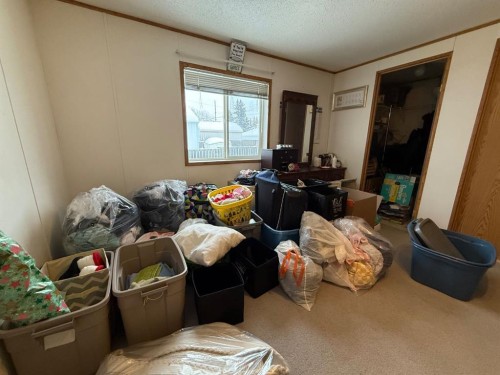 5208 52 Avenue, Valleyview, AB - Indoor