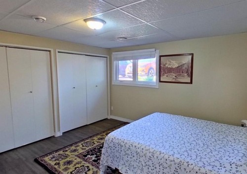 5415 46 Street, Valleyview, AB - Indoor Photo Showing Bedroom