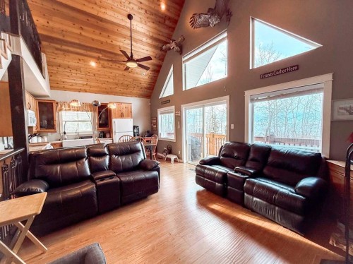 Block 6 Lot 7, Rural Big Lakes County, AB - Indoor Photo Showing Living Room
