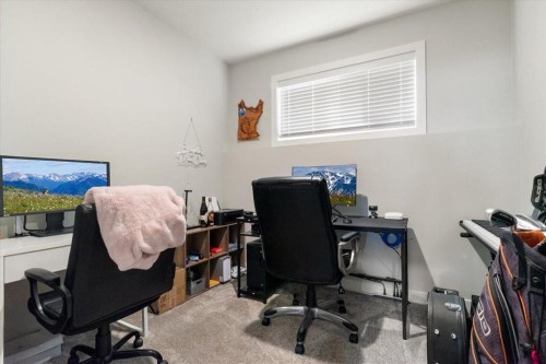 9601 114 Avenue, Clairmont, AB - Indoor Photo Showing Office