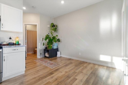 9601 114 Avenue, Clairmont, AB - Indoor