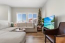 9601 114 Avenue, Clairmont, AB  - Indoor Photo Showing Living Room 