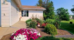 4910 49 Avenue SOUTH Eaglesham, AB T0H 1H0