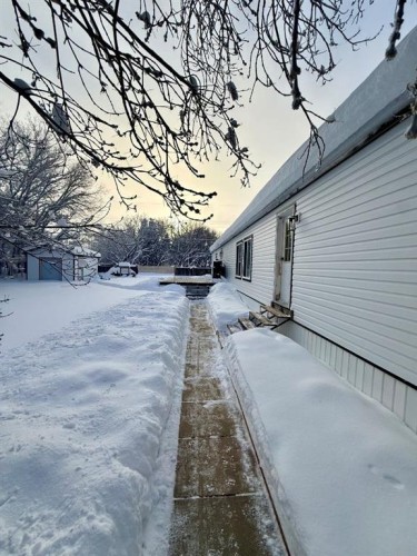 10309 103 Ave, La Crete, AB - Outdoor