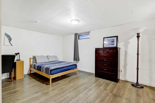 12129 94A Street, Grande Prairie, AB - Indoor Photo Showing Bedroom