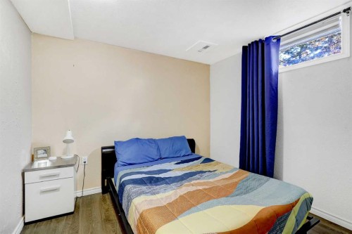 12129 94A Street, Grande Prairie, AB - Indoor Photo Showing Bedroom