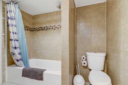 12129 94A Street, Grande Prairie, AB - Indoor Photo Showing Bathroom