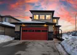 8601 Willow Drive  Grande Prairie, AB T8X 0G5