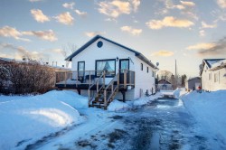 9321 105 Avenue  Grande Prairie, AB T8V 1G3