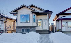 8829 70 Avenue  Grande Prairie, AB T8X 0C1