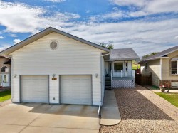 10302 83 Street  Peace River, AB T8S 1Y1