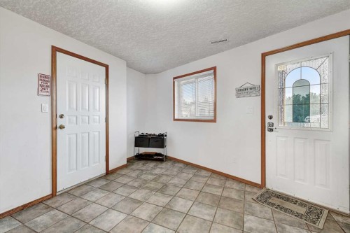 10816 Stern Cres, Grande Cache, AB - Indoor Photo Showing Other Room