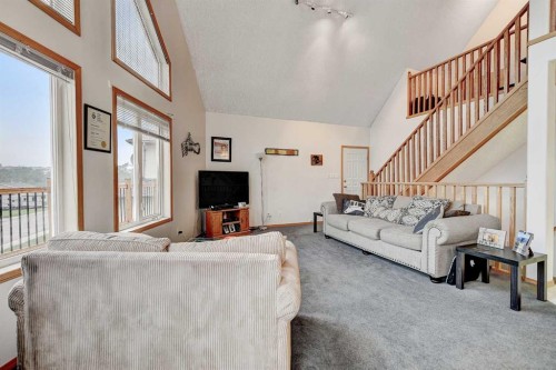 10816 Stern Cres, Grande Cache, AB - Indoor Photo Showing Living Room