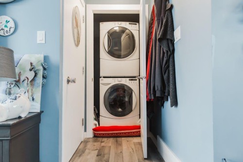 7720 Patterson Drive, Grande Prairie, AB - Indoor Photo Showing Laundry Room