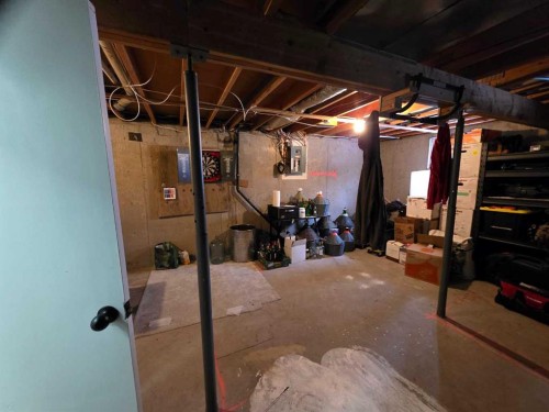 10853 99 Avenue, Grande Cache, AB - Indoor Photo Showing Basement