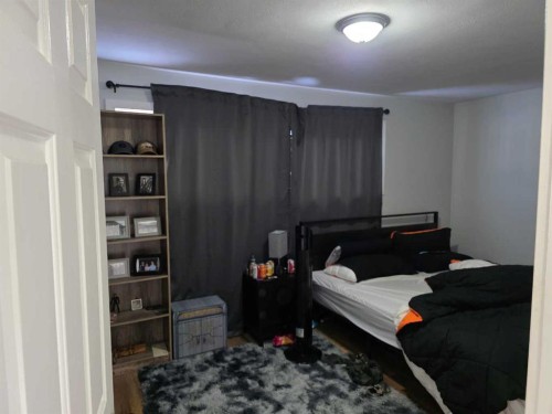 10853 99 Avenue, Grande Cache, AB - Indoor Photo Showing Bedroom