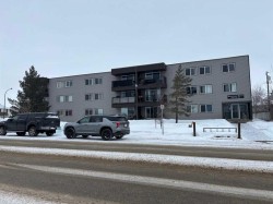 305-9260 108 Avenue  Grande Prairie, AB T8V 3S3
