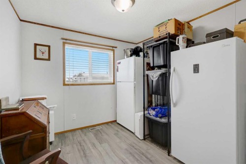 10914 96 Street, Clairmont, AB - Indoor
