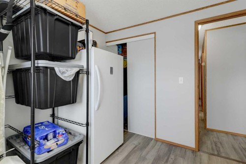 10914 96 Street, Clairmont, AB - Indoor Photo Showing Other Room