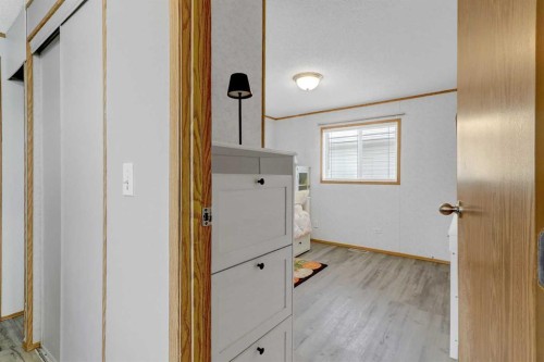 10914 96 Street, Clairmont, AB - Indoor Photo Showing Other Room