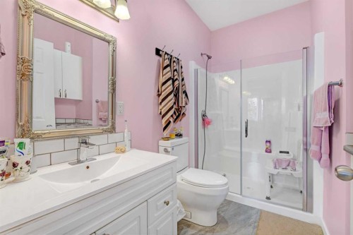 5206 48 Street, Valleyview, AB - Indoor Photo Showing Bathroom