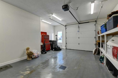 5206 48 Street, Valleyview, AB - Indoor Photo Showing Garage