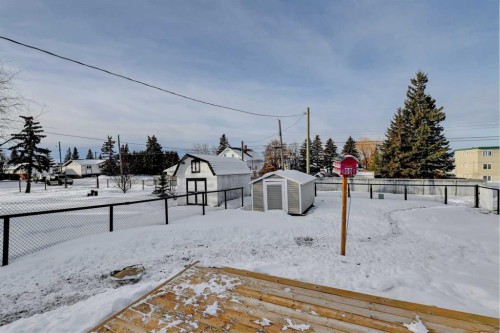 5206 48 Street, Valleyview, AB - Outdoor