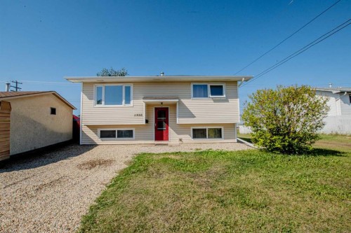 11808 98 Street  Grande Prairie, AB T8V 3N8