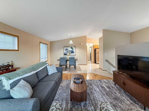 9002 63 Avenue, Grande Prairie, AB - Indoor Photo Showing Living Room