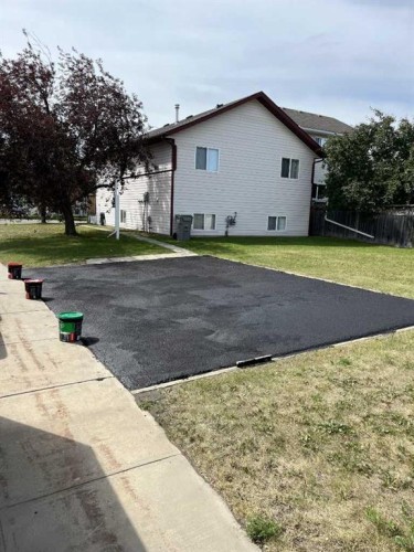 9002 63 Avenue, Grande Prairie, AB - Outdoor