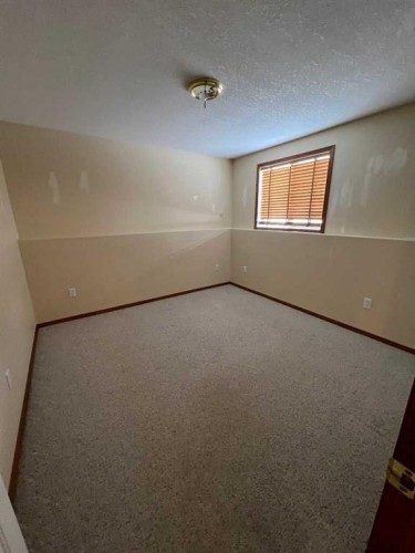 #3-1006 3Rd Avenue, Beaverlodge, AB - Indoor Photo Showing Other Room