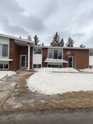 202-11114 Hoppe, Grande Cache, AB 