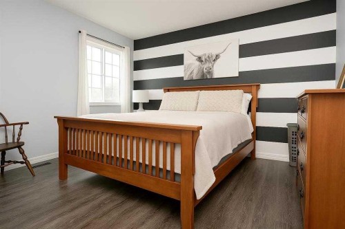 8543 69 Avenue, Grande Prairie, AB - Indoor Photo Showing Bedroom