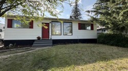 10407 103 Avenue  Hythe, AB T0H 2C0