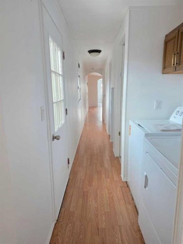 9707 104 Avenue, Clairmont, AB - Indoor Photo Showing Laundry Room